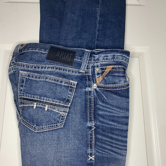 Ariat Stone Washed Denim Jeans - Picture 2 of 6